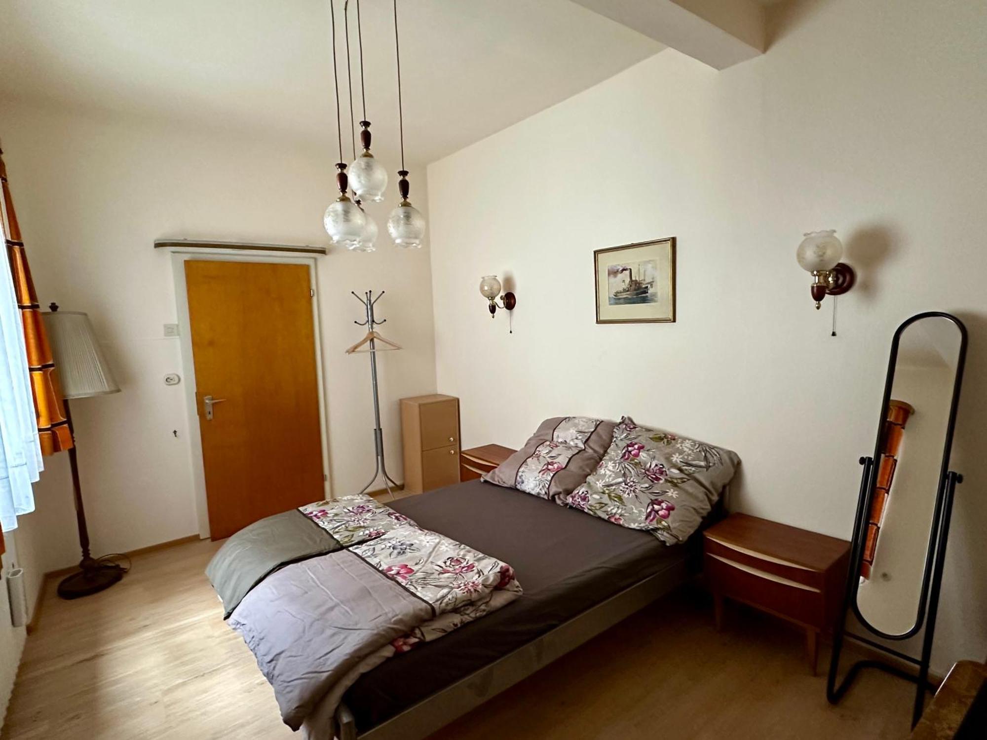 Goldner Stern Kaub Appartement Buitenkant foto