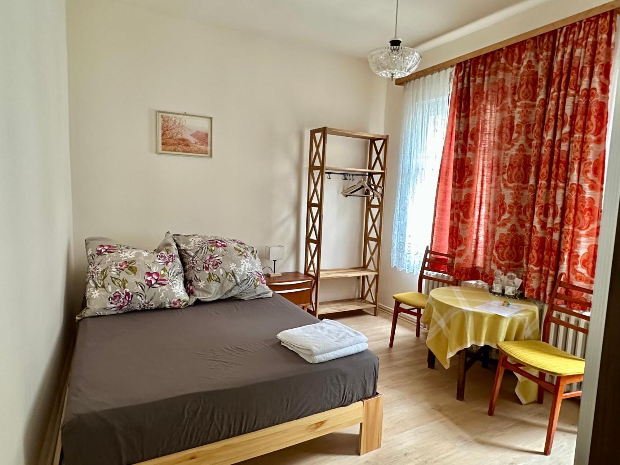 Goldner Stern Kaub Appartement Buitenkant foto